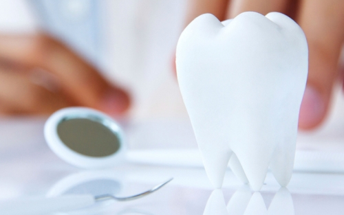 Bọc răng sứ